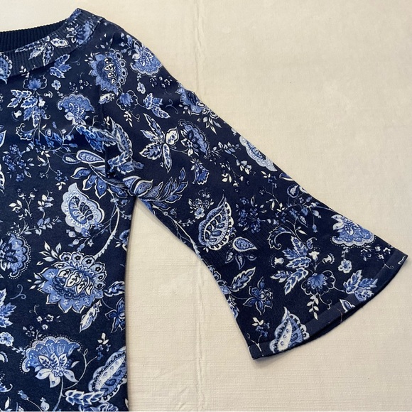 Talbots Blue Floral Sweater - LP - Picture 2 of 7